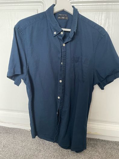 short sleeve shirt