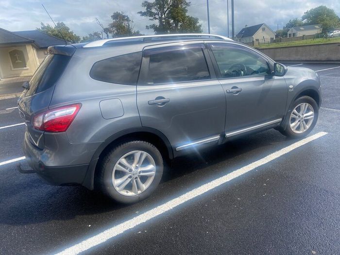 Nissan Qashqai+2 2012