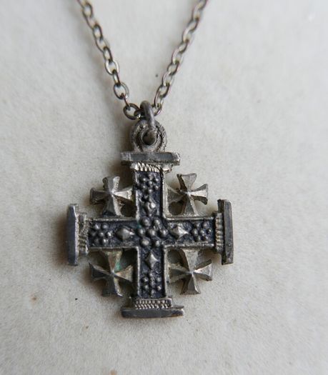 Vintage Jerusalem Cross Pendant Necklace 19" length