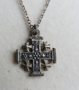Vintage Jerusalem Cross Pendant Necklace 19" length