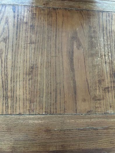 Kitchen Table & 5 chairs