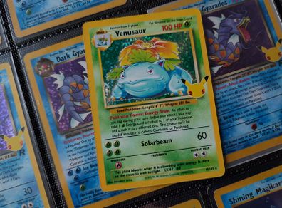 Venusaur ! Holo Rare ! from Celebrations Set ! 25th Anniversary ! 2021 ! Pokemon Card !