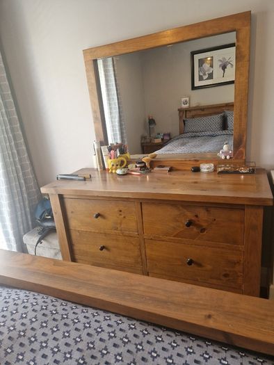Full bedroom furniture set
