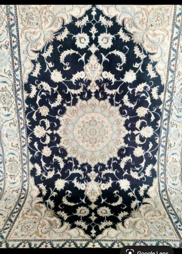 Stunning Persian Nain Wool and Silk Hand Knotted Rug Carpet