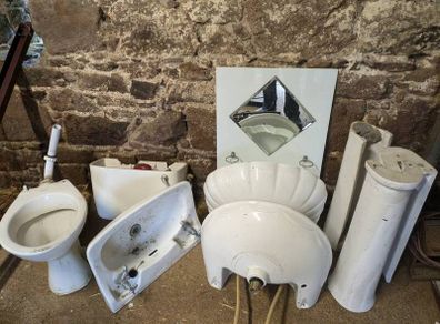Wash Hand basins & pedestals
