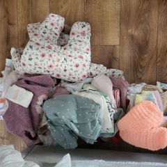 Free Baby girl clothes 0-12 months