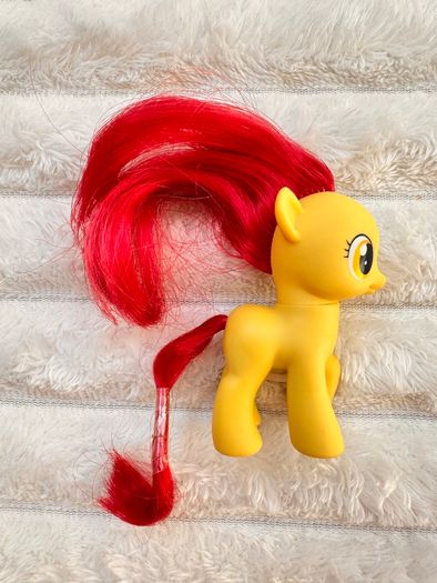 My Little Pony G4 Wedding Flower Fillies Apple Bloom approx. 7 cm. Used Please see photos