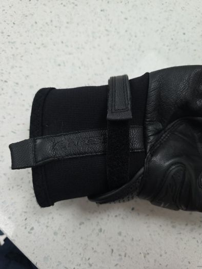 Alpinestars GT-S X gloves.