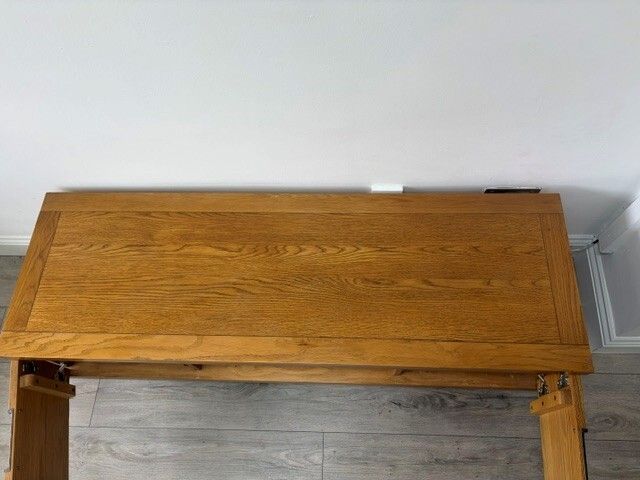 TV Stand- Oak