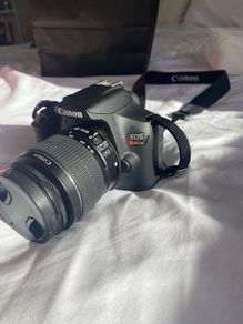 Canon EOS Rebel T7 DSLR Camera. Mint Condition, Never Used