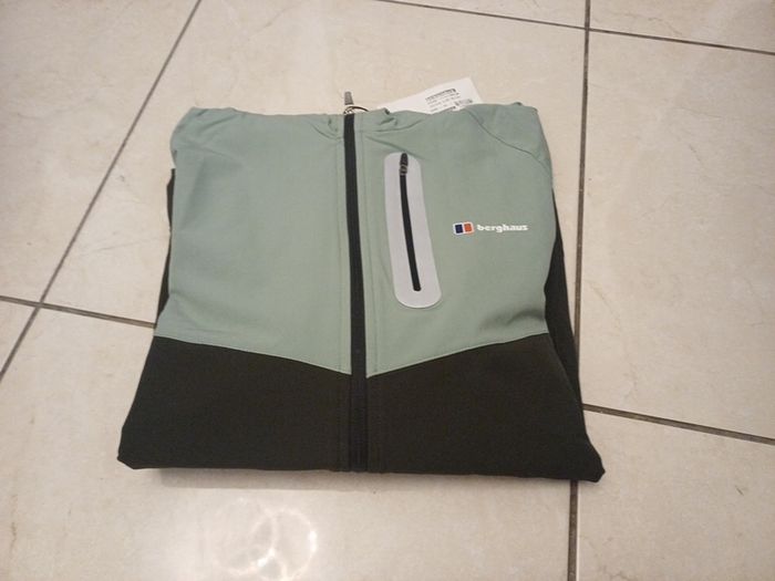 berghaus tracksuit