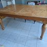 Dining table Image 2