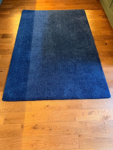 Navy Rug - great quality
