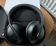 Bose NC 700