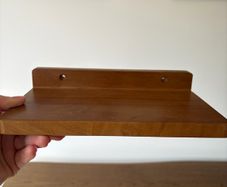 floating shelf