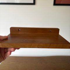 floating shelf