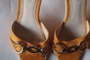 Nine West Yellow Sandals Size 4