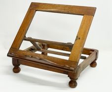 Victorian tabletop reading stand. 39x34cm