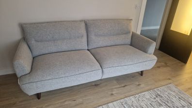 PRICE DROP!! 3 and 2 seater ez living furniture sofa
