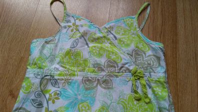 Green Flowery Dress.  Age 8-9