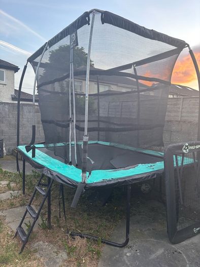 Trampoline