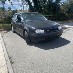2003 Volkswagen Golf