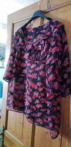 Pretty Top sheer next size 16