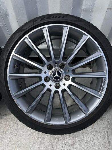 Genuine Mercedes Turbine AMG 19" Alloy Wheels