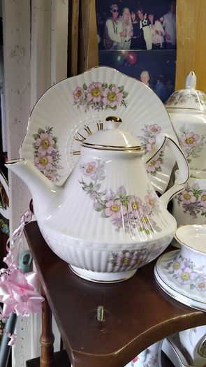 A Bundle Of Vintage  Royal Tara