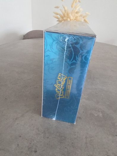 Mega Charizard x ex Ultra Premium Collection