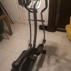 Cross Trainer
