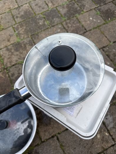cooking pot