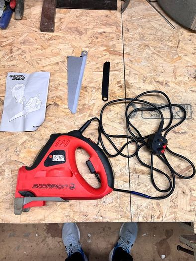 Black + Decker Scorpion Saw