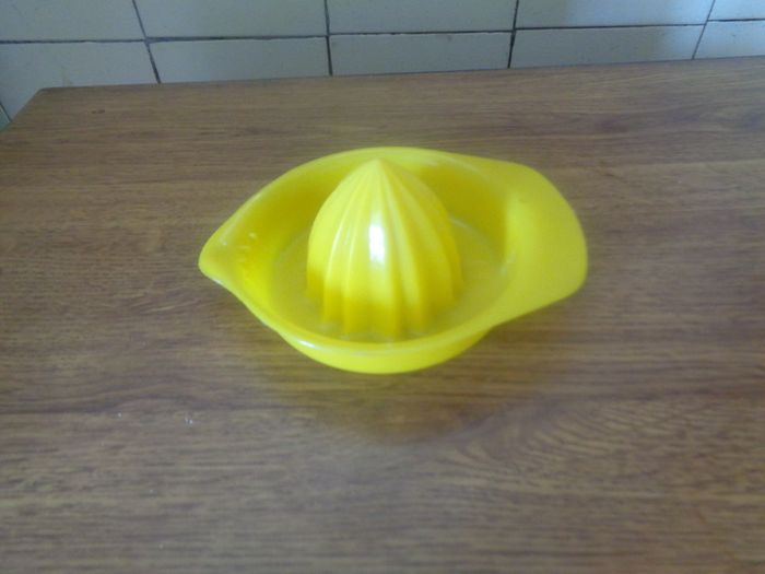 Vintage Plastic Juicer x 2 for Sale