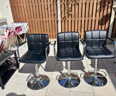 Bar stools/ Chairs - Read add