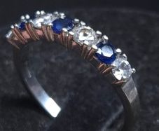Vintage 9ct White Gold Blue & Clear Stone Eternity Ring  Size 53