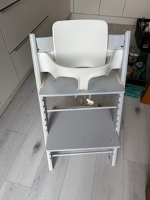 Stokke high chair with baby set