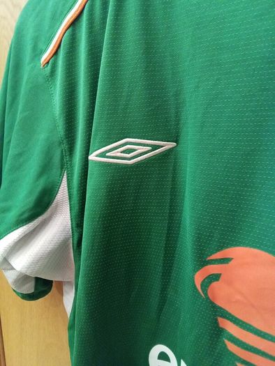 2004/6 Umbro Ireland home jersey