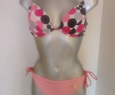 Dunnes Stores 3 pieces bikini top and 2 bottoms size UK16/18 EU44/46 cup 38C EU85C Postage included