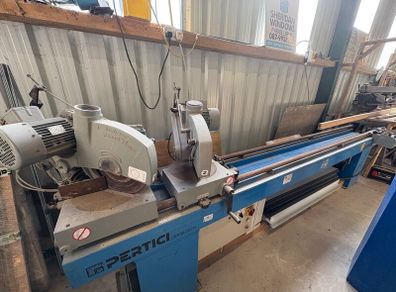 Pertici double mitre saw