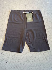 H&M Girls Grey Cycling Shorts - NEW - AGE:12/13