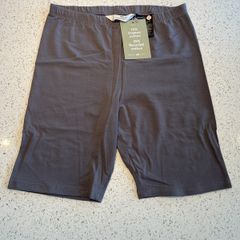 H&M Girls Grey Cycling Shorts - NEW - AGE:12/13