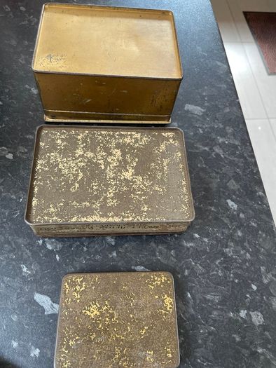 Cigarette tins
