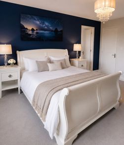 Super King sleigh bed