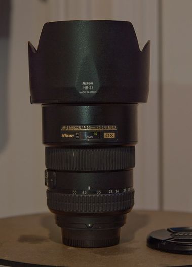 Nikon AF-S DX 17-55mm f/2.8G IF-ED Lens Professional DX Zoom