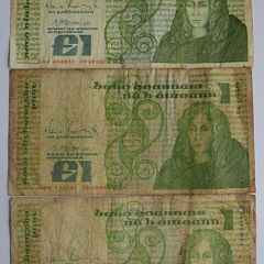 Vintage Ireland Irish 1 pound Banknote Note Queen Meabh