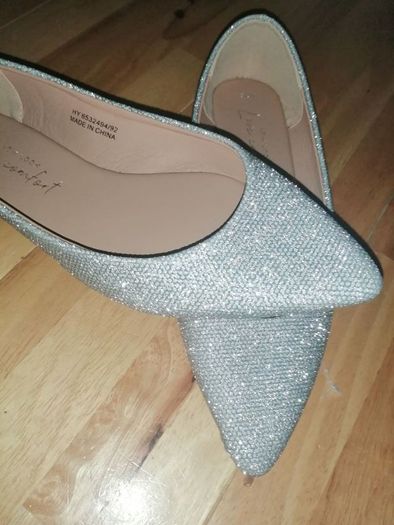 Sparkly evening shoes