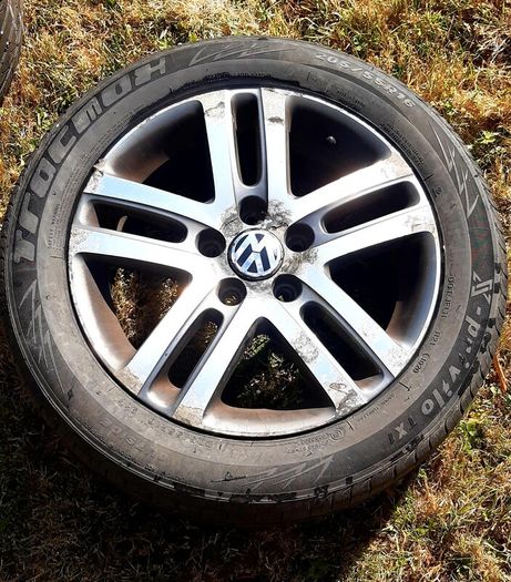 Alloy wheels