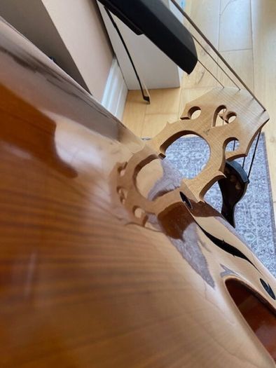Double Bass 3/4 solid wood, bow & case + pickup
