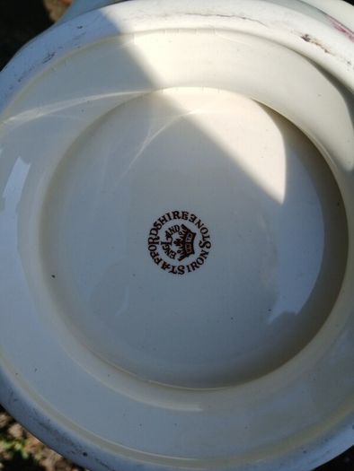 Staffordshire jug and basin